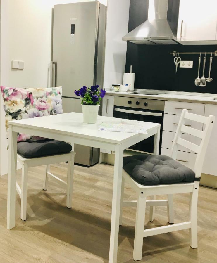 Zaragoza Centro Spain - Apartamento Nuevo Y Facilidad De Parking Eksteriør billede